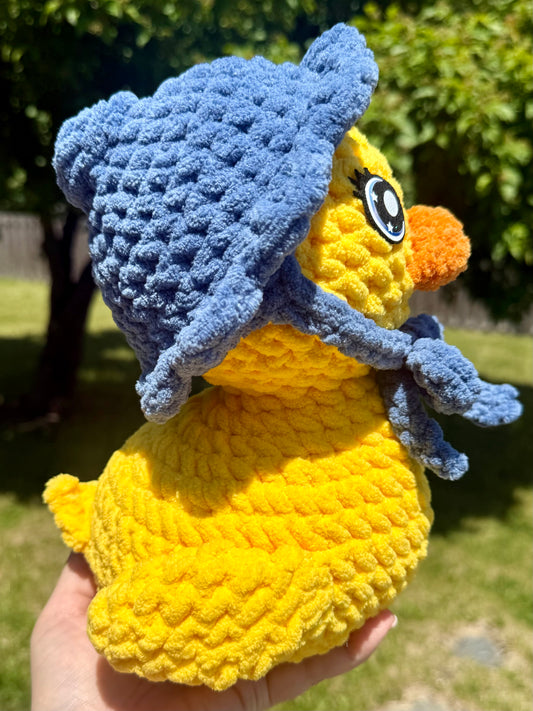 DUCKY WITH BLUEBERRY HAT